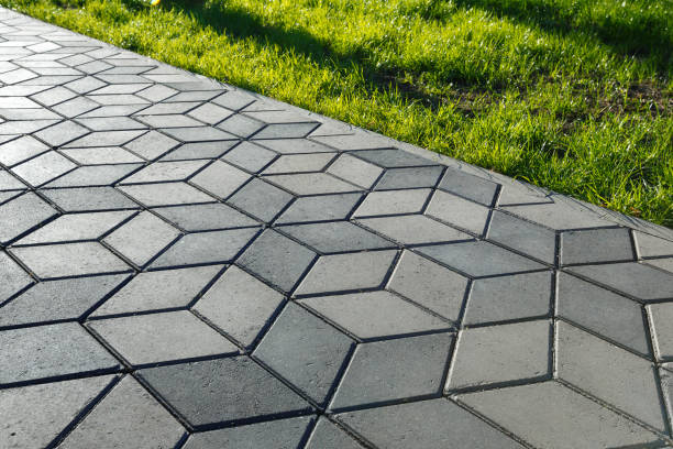 Best Driveway Pavers Near Me  in Leo Cedarville, IN